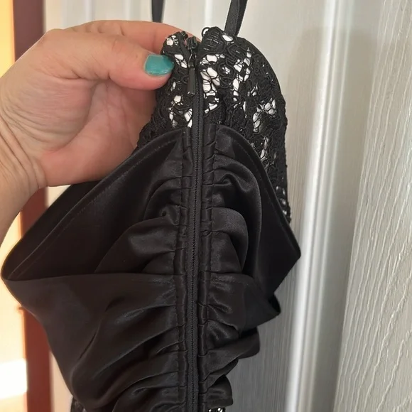 White House Black Market Cocktail Dress - Picture 4 of 6